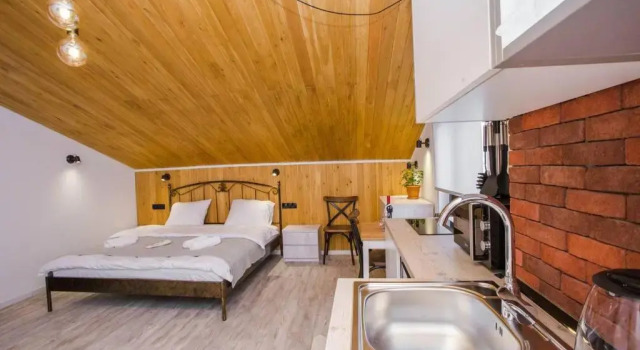 Апартаменты Studio in Old Tbilisi wwooden ceiling