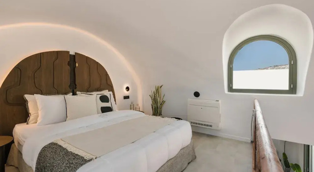 Acro Caldo Suites, Забронировать Отель Акротирион , рядом с Красный берег