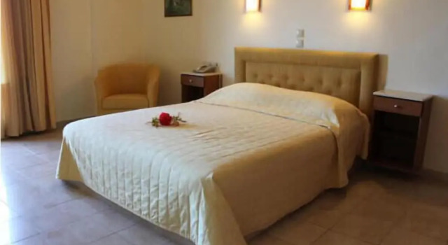 Полулюкс с балконом Athorama Hotel