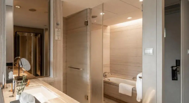 Номер Standard с видом на горы Grand Pacific Hotel Ningbo