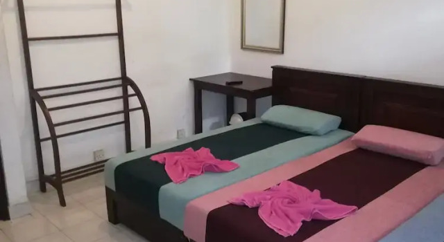Hotel Relax On Torrington, Забронировать Отель Отели Западной провинции 3 звезды, 3*