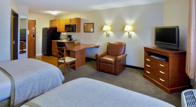 Четырёхместный номер Standard Candlewood Suites Killeen - Fort Hood Area by IHG