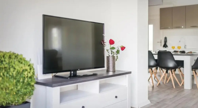 Cozy Home In Drinovci, Забронировать Отель Отели Дриновцы 4 звезды, 4*