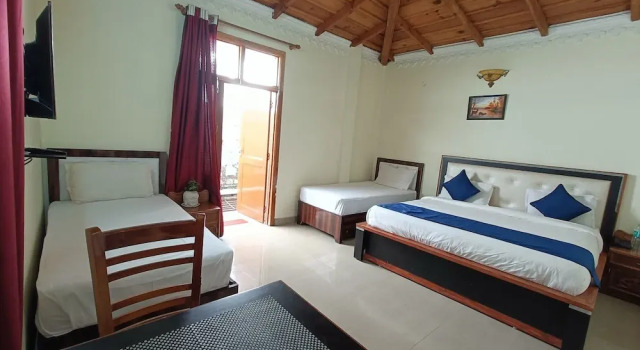Crystal LakeView Homestay, Rezervovat Hotel Nainital Uttarakhand