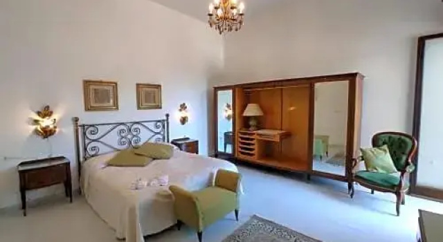 LeTreDonne-Villa con piscina