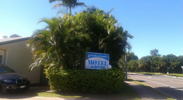 Pacific Paradise Motel, Book Motel Diddillibah Queensland