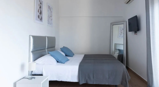 Двухместный номер Standard с балконом и с видом на море Sirentum Rooms