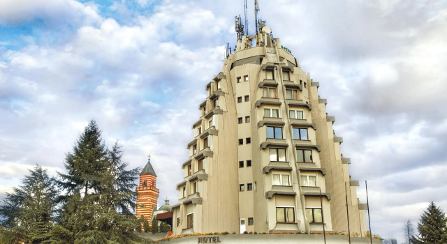 Petrus Hotel