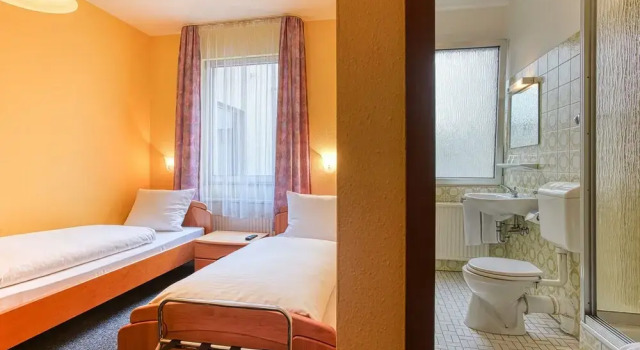 Номер Standard Hotel Carlton