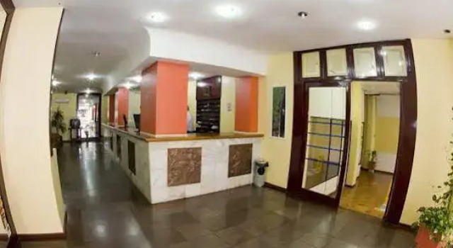 Real Palace, Забронировать Отель Отели в центре Порту-Алегри, в центре, Завтраки, Парковка