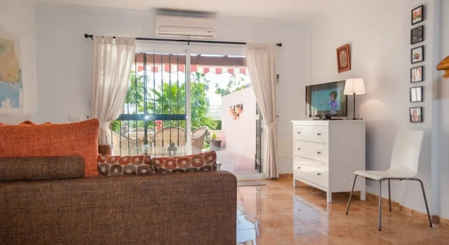 Casa Cipreses Canovas Nerja, Prenota Hotel Hotel a Axarquía con parcheggio, Parcheggio