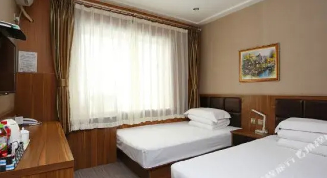 Yuelang Pinzhi Hotel Jilin East Gate, Rezervovat Hotel Ťi-lin Jilin