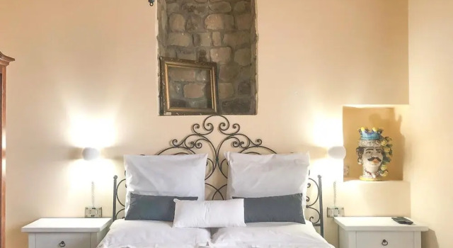 Stunning Home In Ficarra, Buchen Sie Hotel Ficarra Sizilien