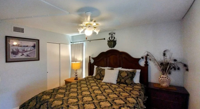 Landfall Towers 71 Minium 2 Bedroom Condo by RedAwning
