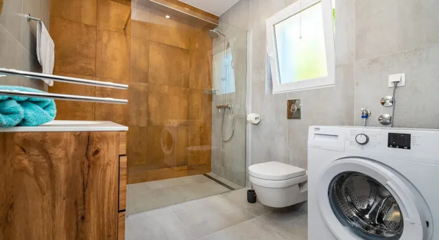 Amazing Home in Privlaka With 3 Bedrooms, Wifi and Heated Swimming Pool, Rezerwuj Hotel Privlaka Zadar County