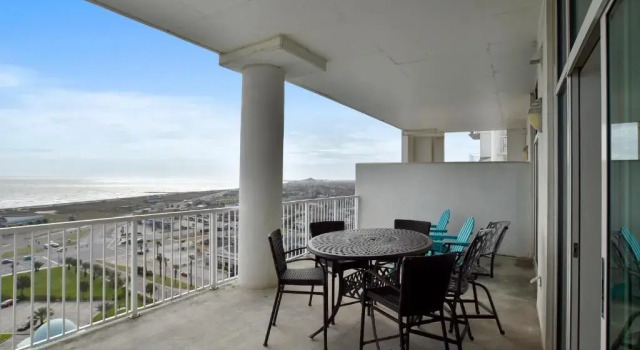 Номер Standard Emerald 1111 by Ryson Vacation Rentals