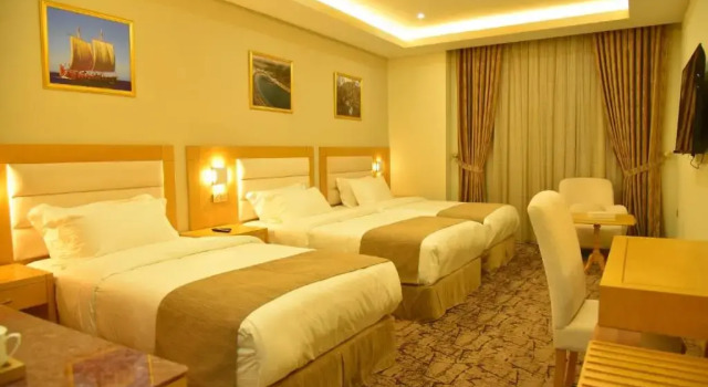 Четырёхместный номер Standard Muscat Plaza Hotel