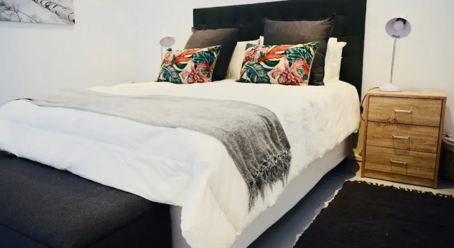 Modern 1 Bedroom Apartment in Cape Town, Забронировать Апартаменты/квартира Апартаменты Cape Peninsula, Апартаменты/квартира
