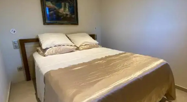 Appartement vue mer à Gigaro, La Croix-Valmer, Забронировать Апартаменты/квартира Отели Ла-Круа-Вальме с парковкой, рядом с Plage du Vergeron, Парковка