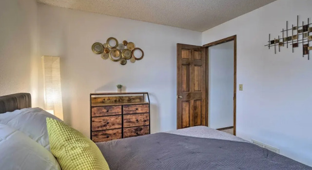 Family-friendly Aurora Vacation Rental w/ Yard!, 预订 酒店 奥罗拉 科罗拉多州