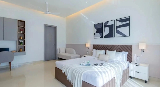 ELIVAAS Elite Sereno - Luxe 4 BHK Villa With Pvt Pool & Garden, Забронировать Вилла Lakāwās штат Раджастхан