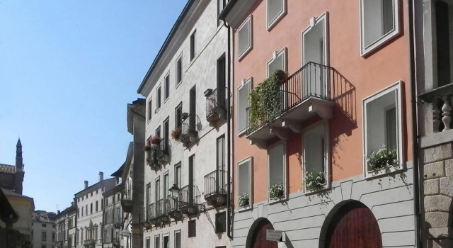 Relais Santa Corona, Забронировать Отель Виченца Венето, рядом с Театр «Олимпико»