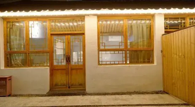 Qiguniang Hostel, Забронировать Хостел Отели Sanduhe с парковкой, Парковка