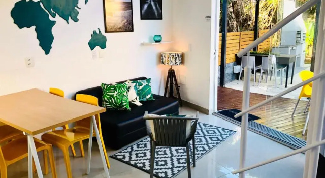 Коттедж Stylish Beach House with pool