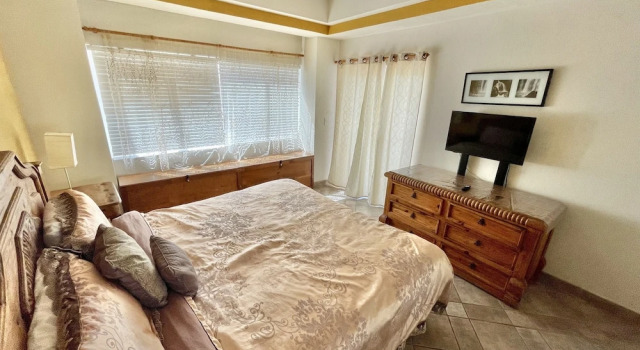 Beautiful 1Â½ Bedroom Condo on the Sea of Cortez at Las Palmas Resort D-302 2 Condo by RedAwning, Prenota Resort Hotel a Sonora con colazione, Colazione