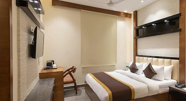 Люкс Hotel Sparsh by Clark’s collection