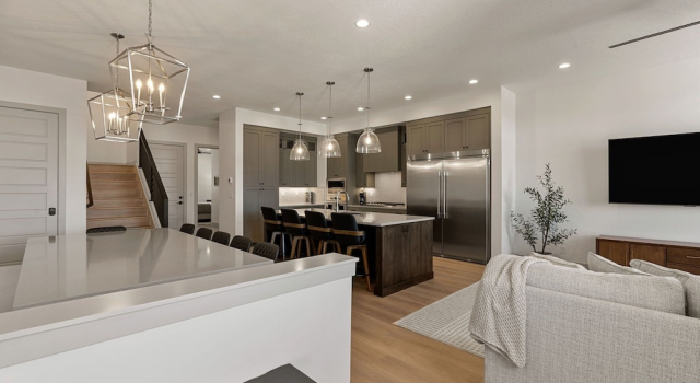 Luxury Rental At Desert Color 6 Bedroom Townhouse, Varaa Lomakoti St. George 