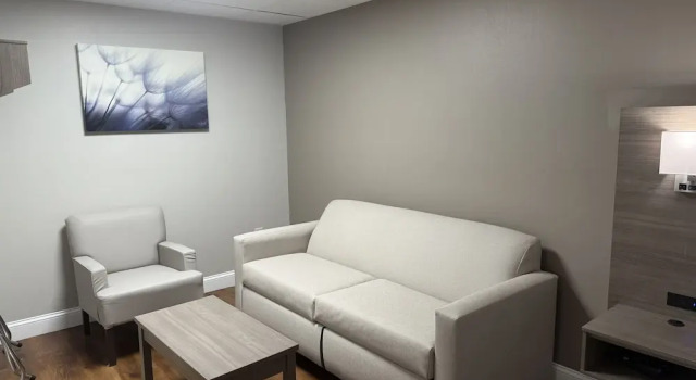 Люкс Red Roof Inn & Suites Swansea