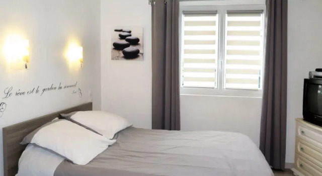 Le Cedre Bleu (PLX107), Rezerwuj Hotel  