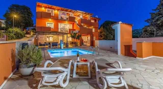 Апартаменты Apartments Larst