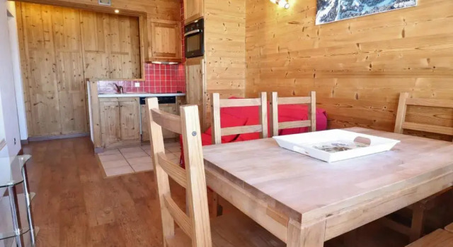 Appartement Méribel, 3 pièces, 6 personnes - FR-1-182-199