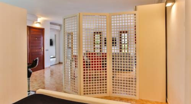 Luxury Studio Apartment La Plaza, Book Apartment Ivisa 