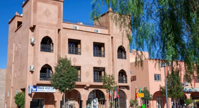 Трёхместный номер Standard Hotel Azoul