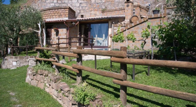La Grotta Su Civita, Rezerwuj Hotel Lubriano Lacjum