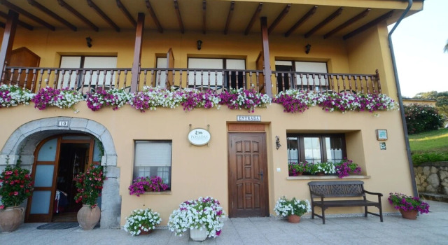 Apartamentos Cantabria - Ref. 1002, Rezerwuj Apartament Hotele w Kantabria z parkingiem, Parking