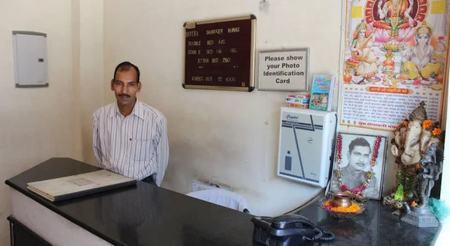 Hotel Shankar Niwas, Book Hotel Padra Gujarat