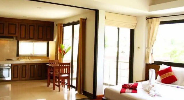 Люкс с 2 комнатами Chaweng Lake View Condotel