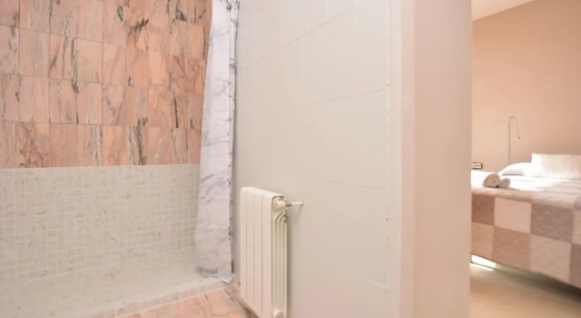 HomeHolidaysRentals Palmeras House - Costa Barcelona, Buchen Sie Hotel Arenys de Munt Katalonien