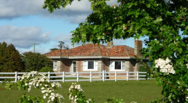 Коттедж с 2 комнатами Little Sunnyside Accommodation