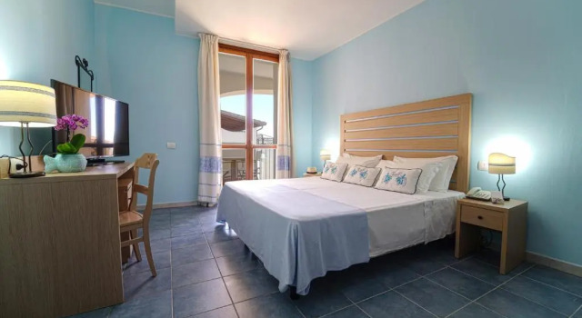 Четырёхместный номер Superior Cala Della Torre Resort