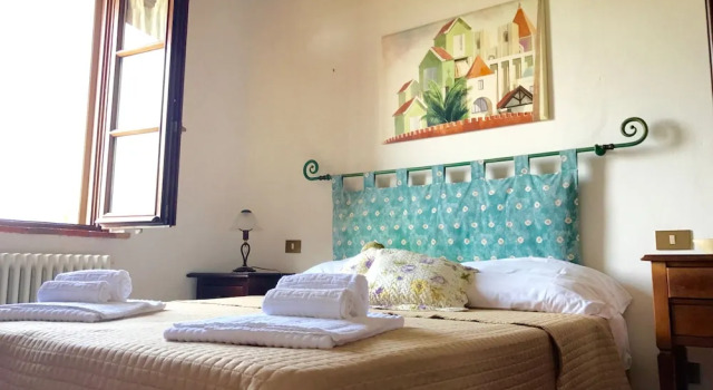 Country House Podere Le Rane Felici, Prenota Hotel Fauglia Toscana