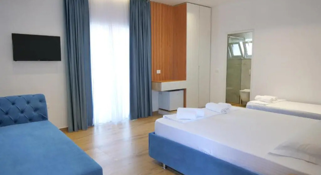 Standard- firedobbelt værelse med altan Summer Point Hotel