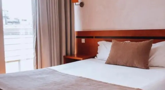 Одноместный номер Standard Vitoria Hotel