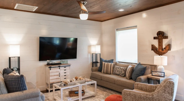 Getaway 3 Bedrooms 3.5 Bathrooms Townhouse