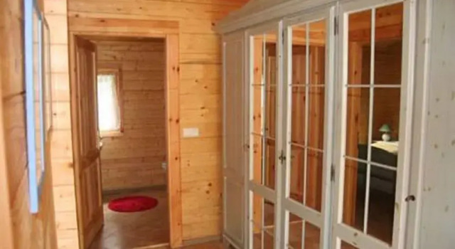 Schwedisches Holzhaus, Varaa Hotelli Berliini Saksa