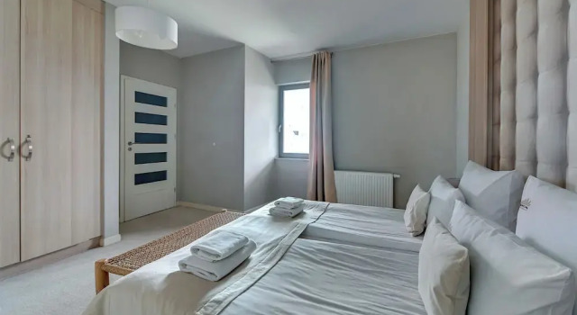 Апартаменты Grand с балконом Waterlane Riverside SPA, Pool & Gym by Downtown Apartments